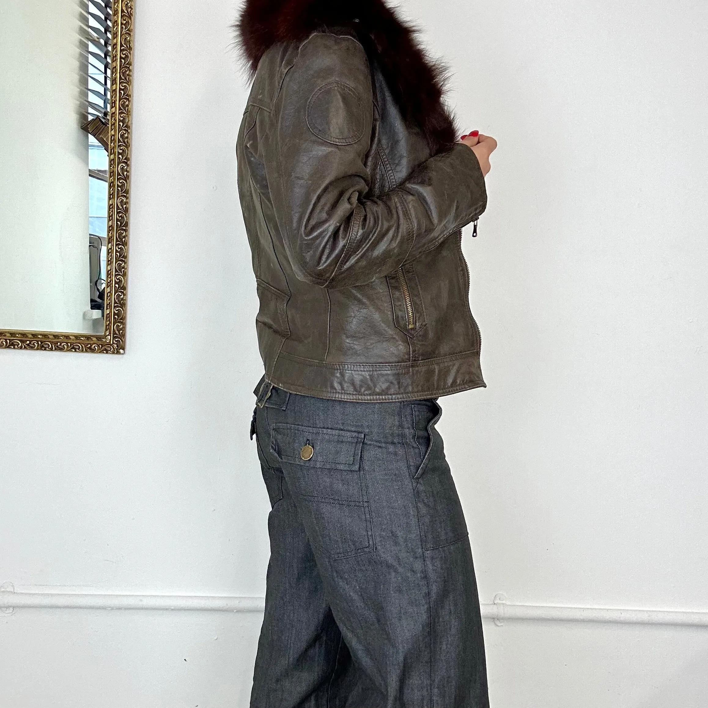 2000’s italian leather jacket with fur collar