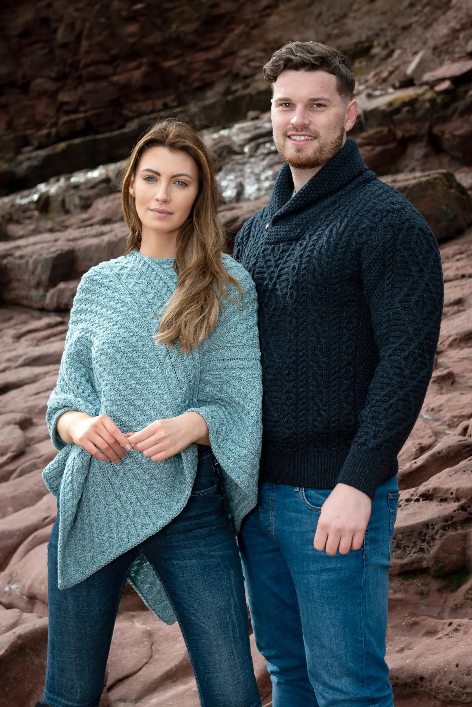 Aran Merino Wool V Poncho | Aqua