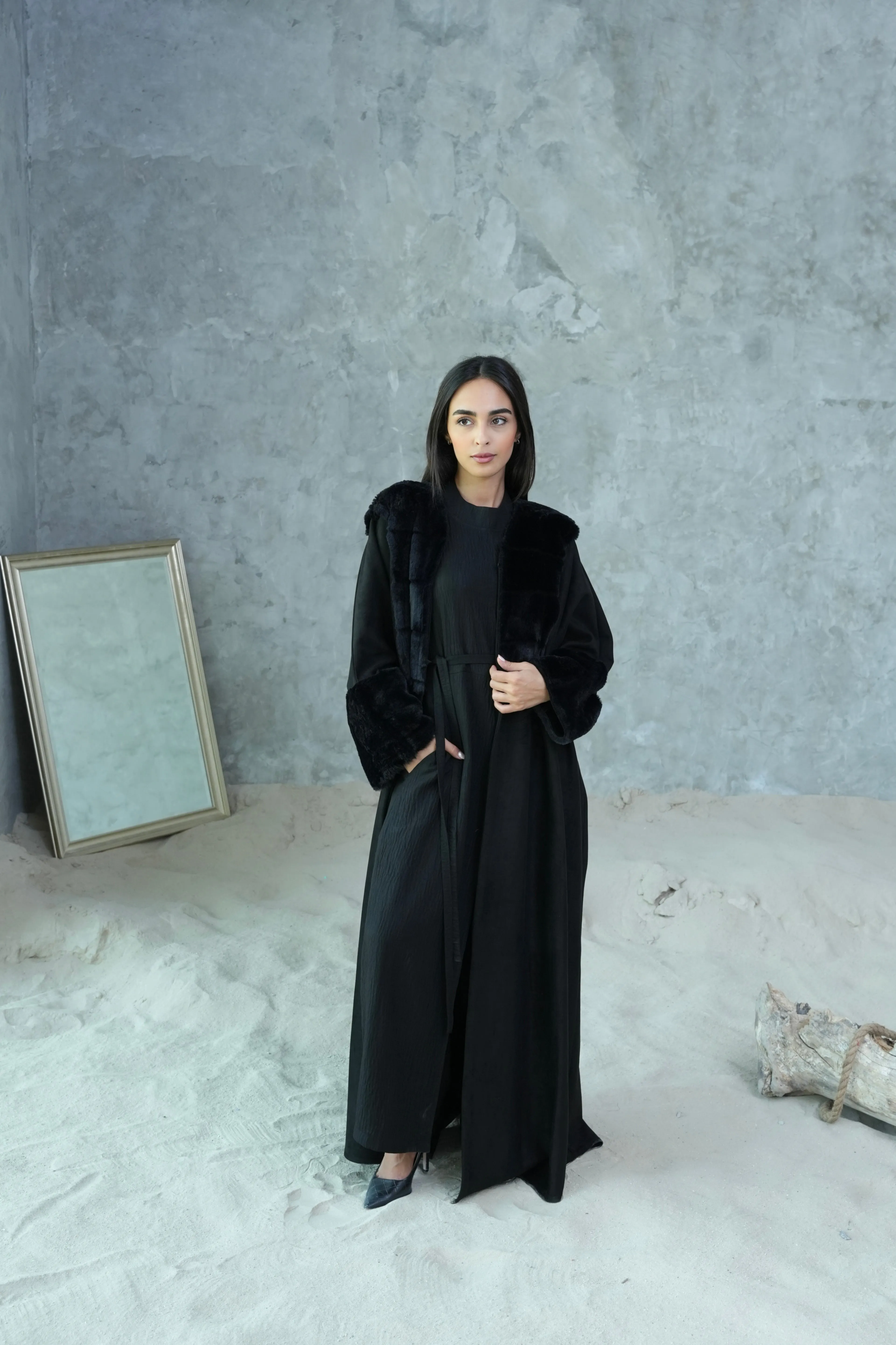 ELEGANT BLACK FUR ABAYA #366