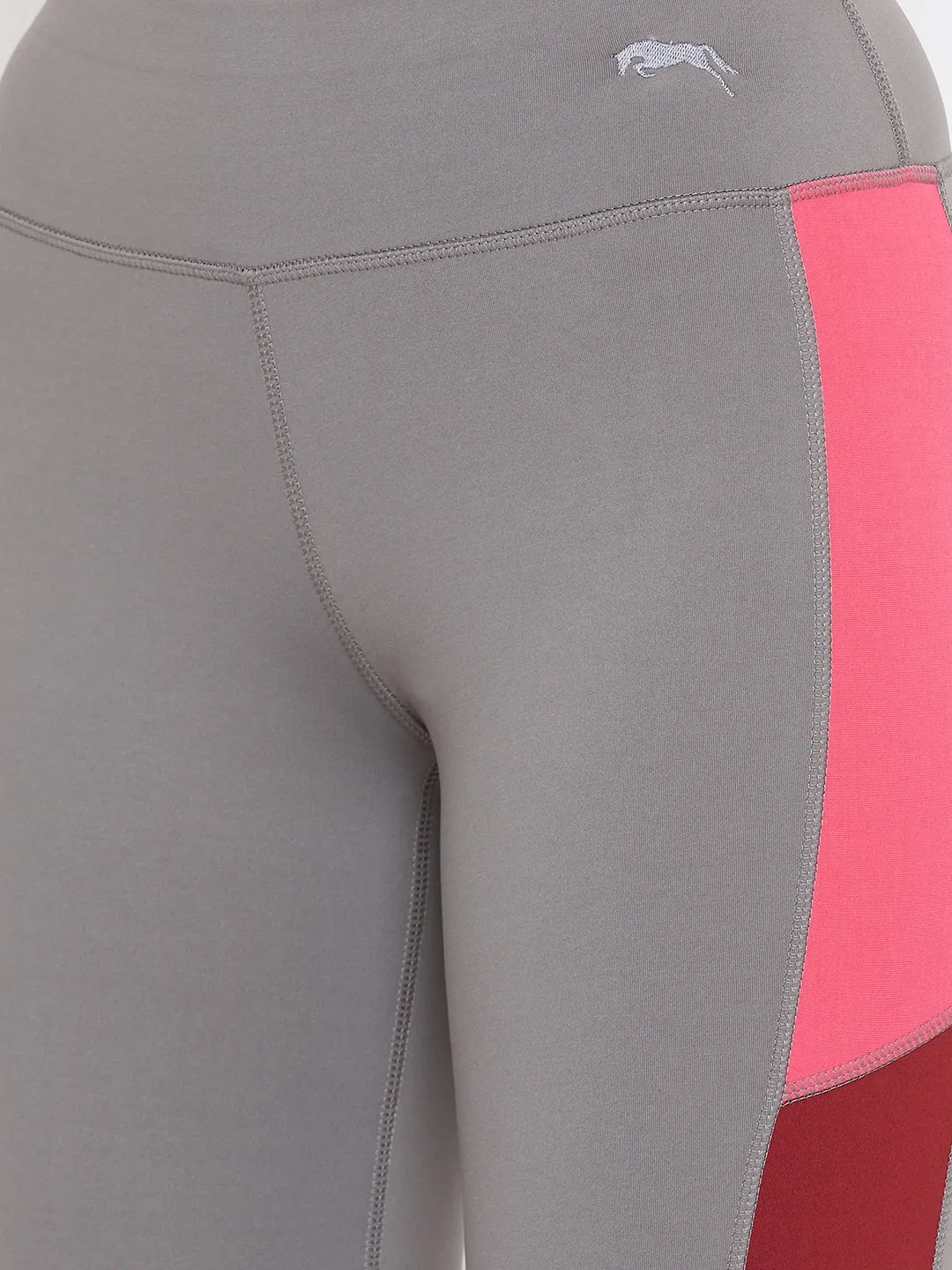 JUMP USA Women Grey & Pink Solid Active Wear Tights