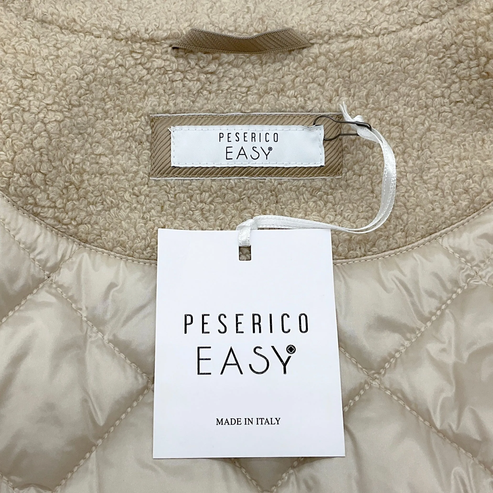 Peserico Easy Beige Wool Boucle Zip Front Jacket