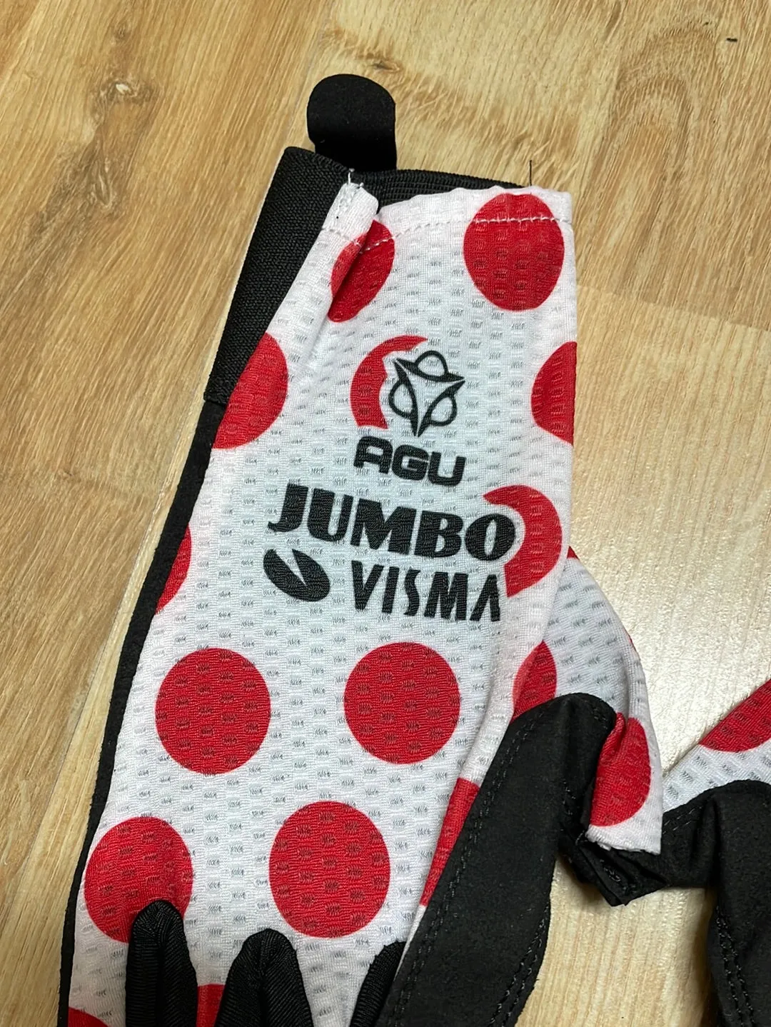 Team Jumbo Visma AGU Aero Gloves Red Polka