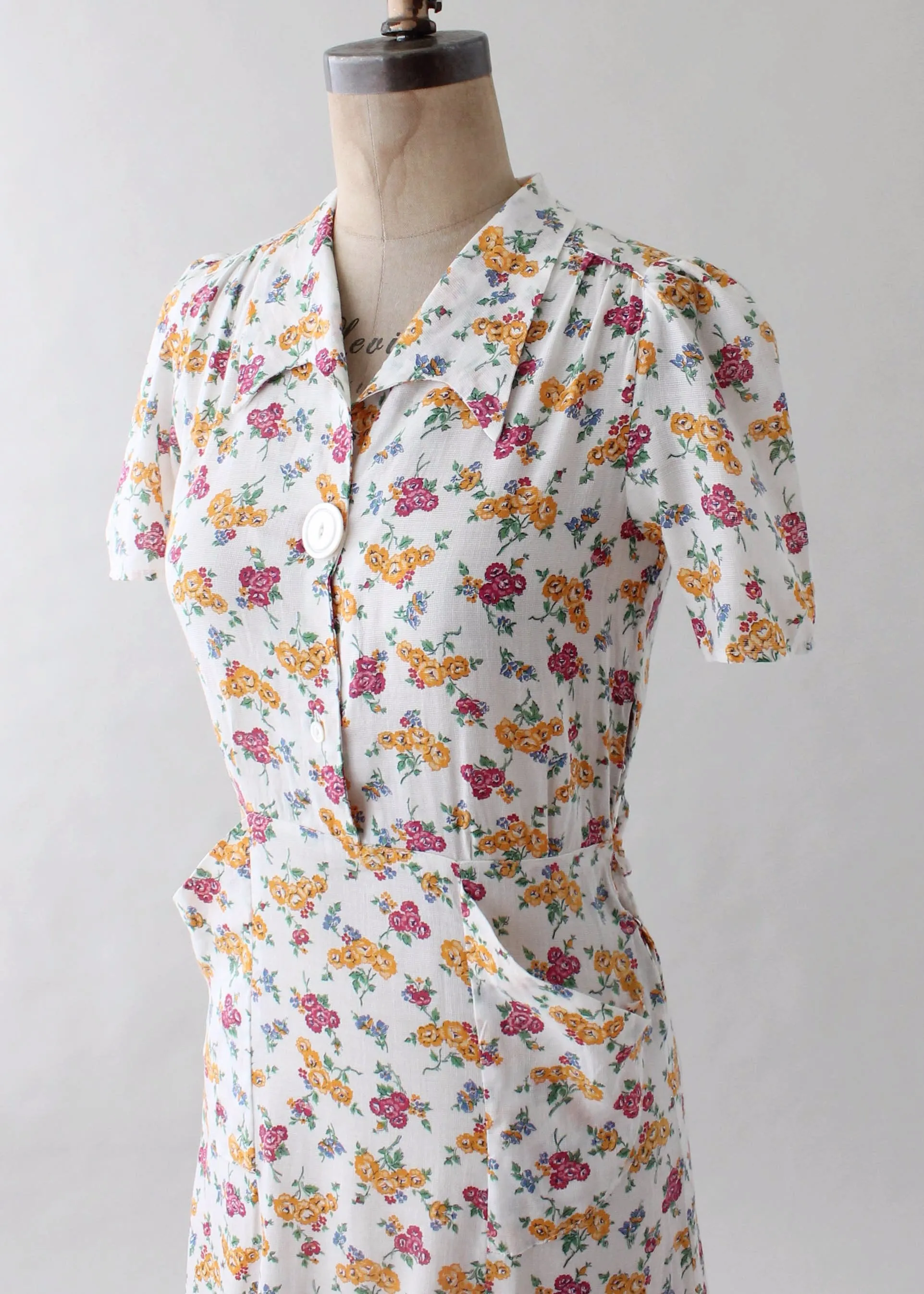 Vintage 1930s Floral Cotton Shirtwaist Day Dress