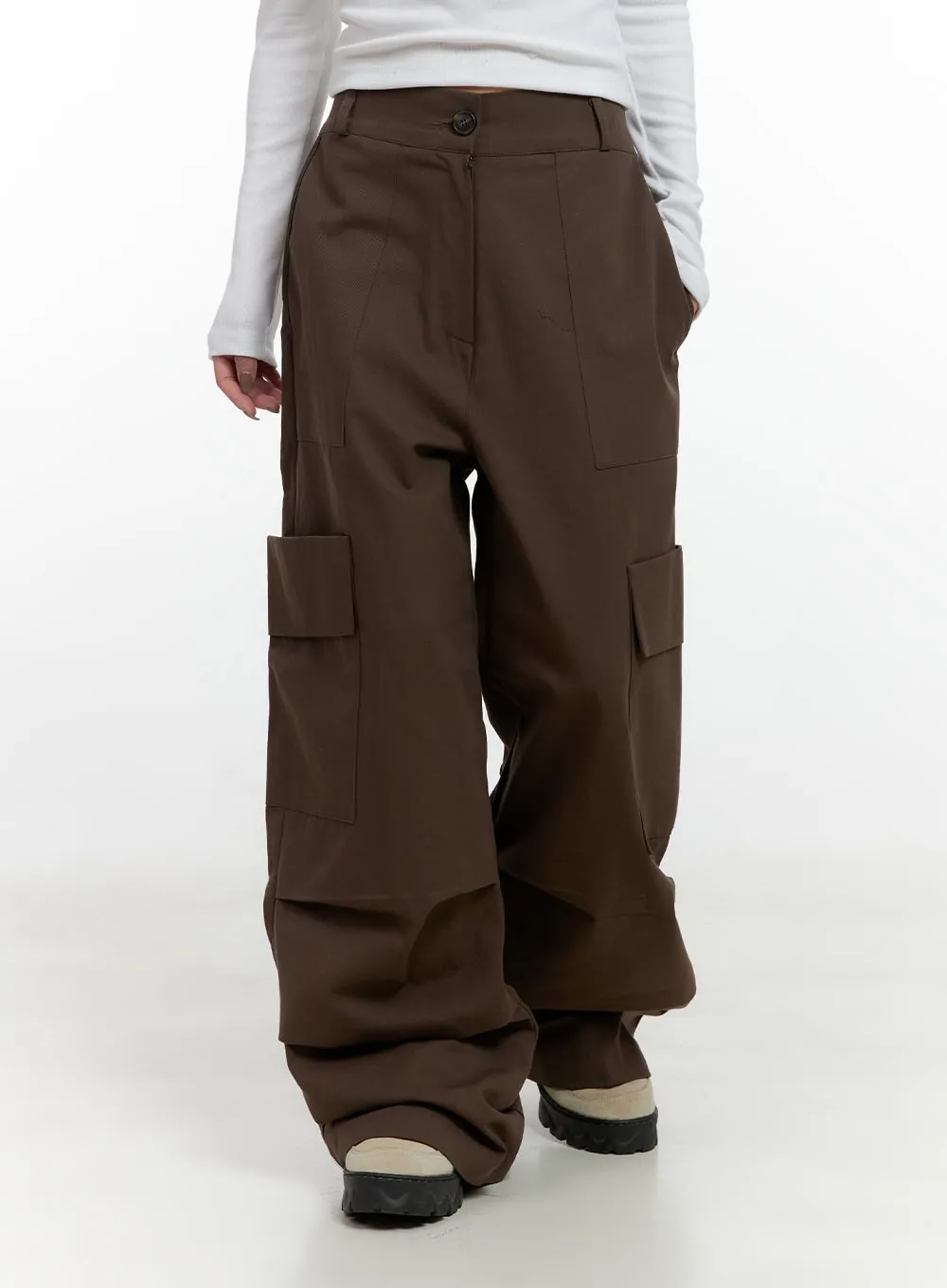 Wide Fit Pocketed Cargo Pants CN411