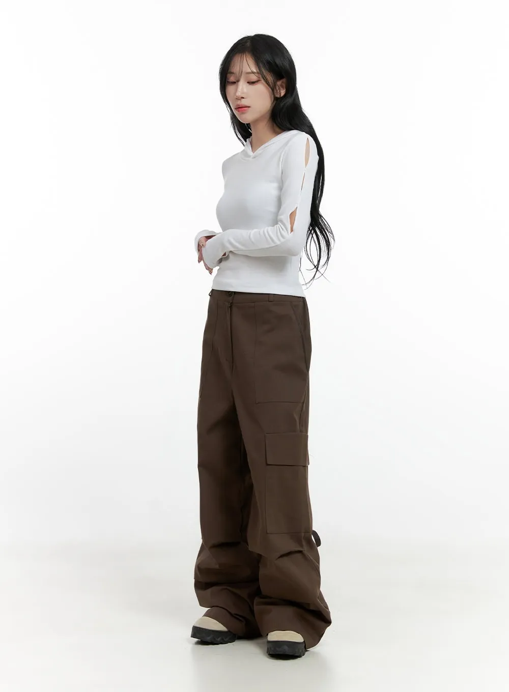 Wide Fit Pocketed Cargo Pants CN411